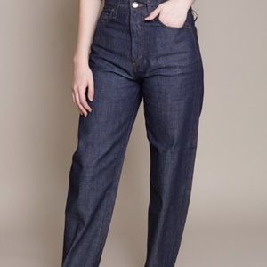 NWT Goldsign The Curved Jean Serra Wash Size 24